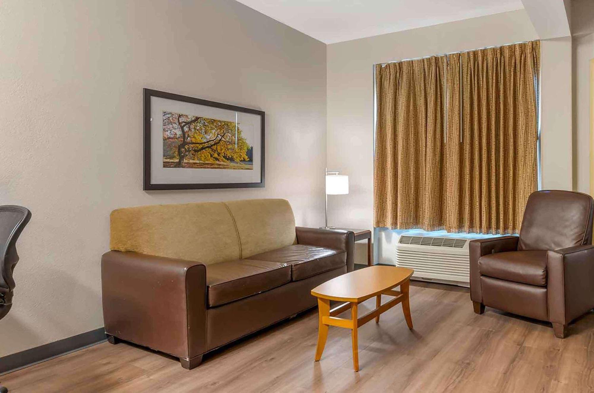 Extended Stay America Suites - Indianapolis - Airport - W Southern Ave Exteriör bild