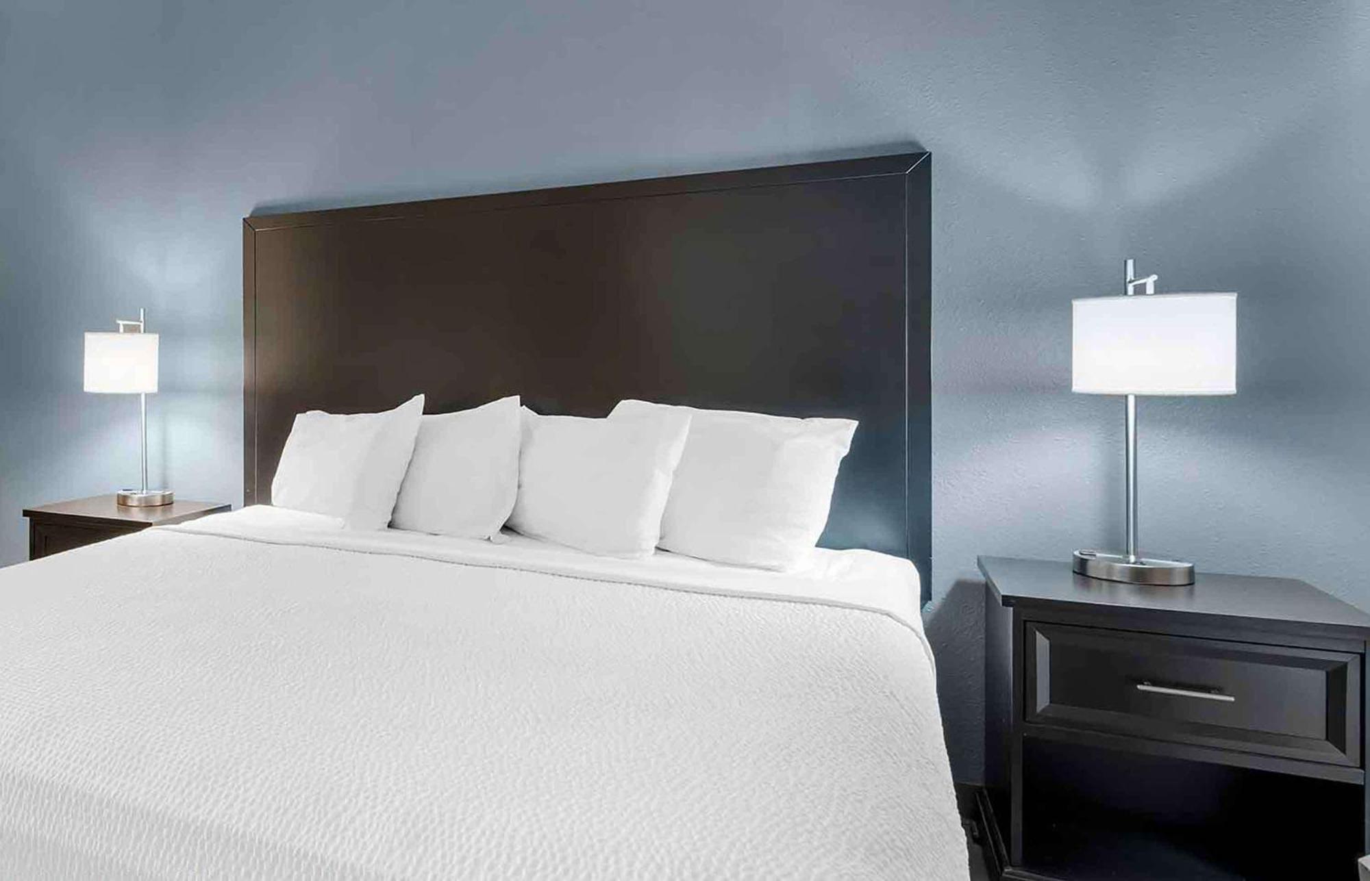 Extended Stay America Suites - Indianapolis - Airport - W Southern Ave Exteriör bild