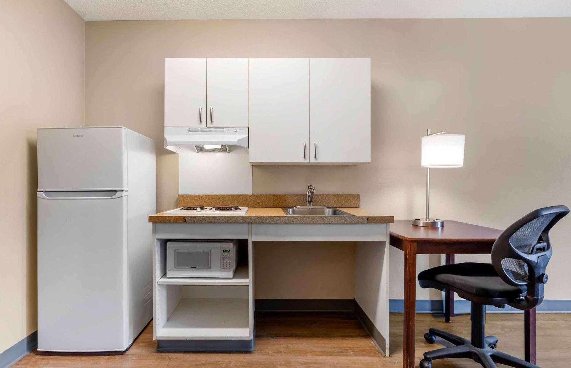 Extended Stay America Suites - Indianapolis - Airport - W Southern Ave Exteriör bild