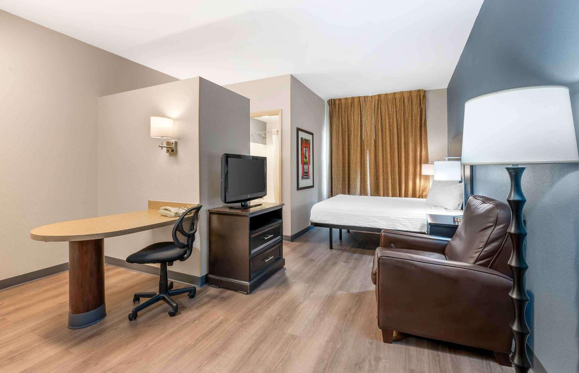 Extended Stay America Suites - Indianapolis - Airport - W Southern Ave Exteriör bild